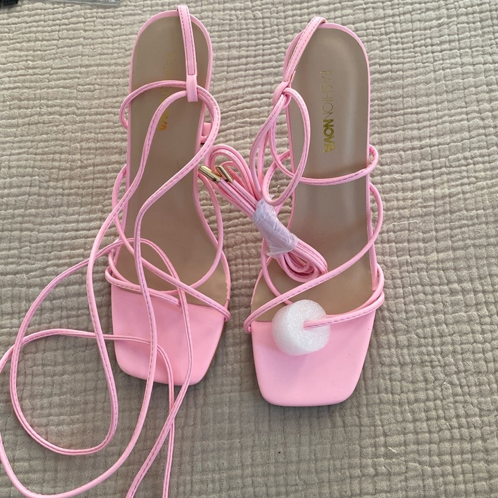 fashionova pink strapping heels
